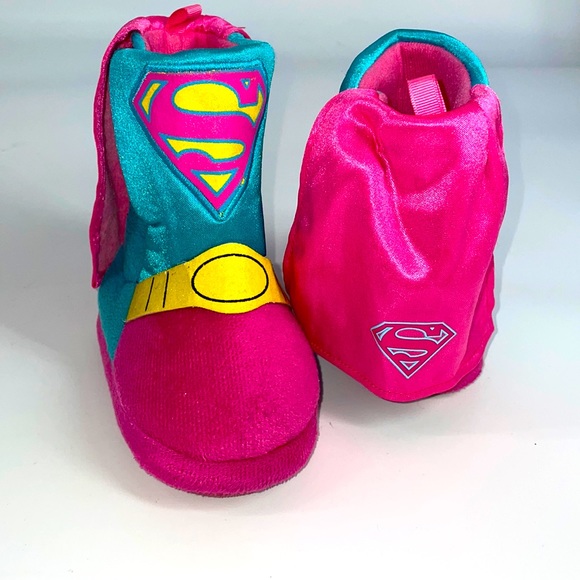 HOST PICK-   Super Girl Toddler Slippers Blue/Pink Size 5/6 - Picture 1 of 11